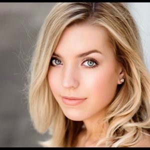 Meet your Posher, Kaylee